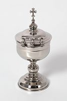3240030 Чаша водосвятная № 1 со светильниками никель