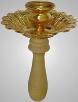 3370005 Подсвечник ручной для служебной свечи золочение